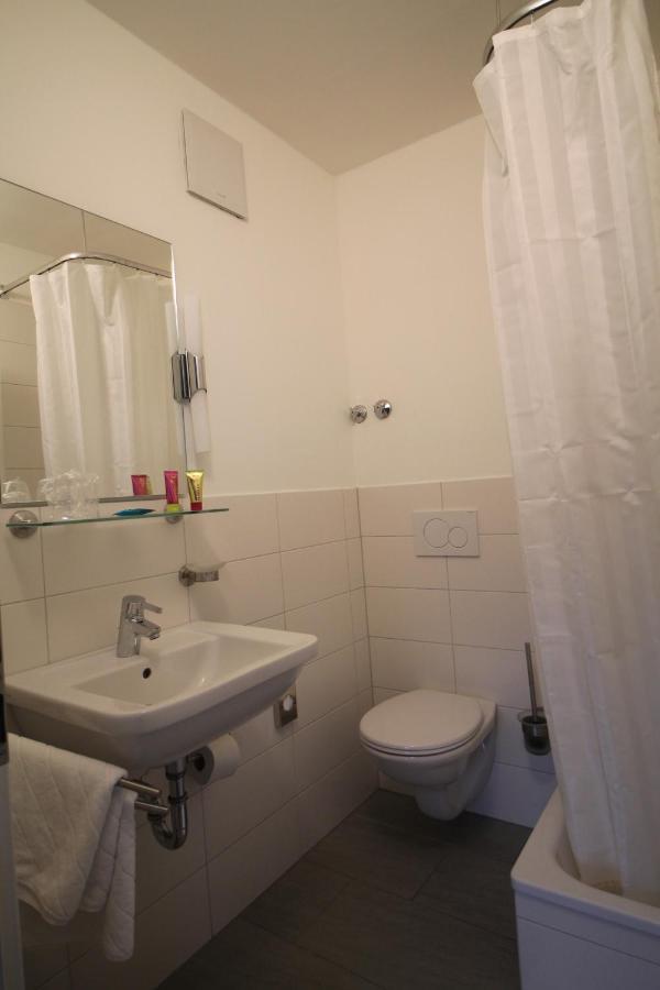 Heimat St. Pauli Hotell Hamburg-Harburg Exteriör bild